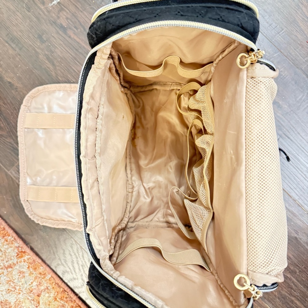 BAGSMART Quilted Black Travel Bag - Picture 3 of 11